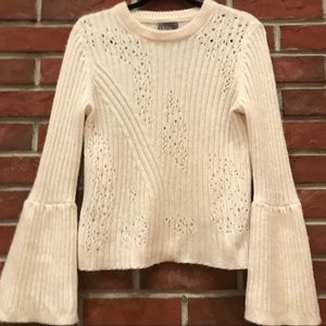 LEO&SAGE CREW NECK BELL SLEEVE SWEATER PULLOVER